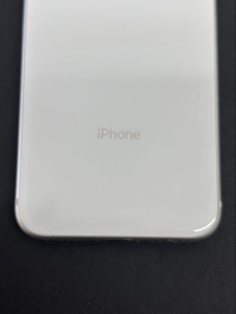 iPhone8 64GB Apple SIMロック解除済 SIMフリー シルバー