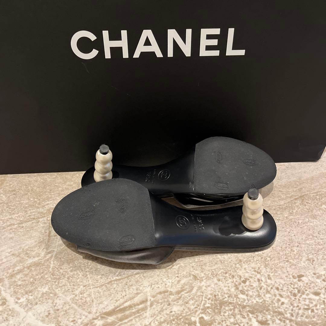 sahara！ CHANEL ブラック パールヒール ミュール