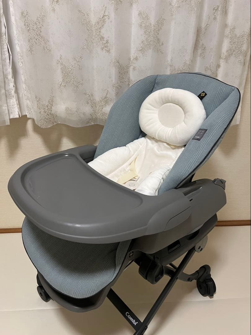 【美品】Combi ネムリラ電動ハイローチェア