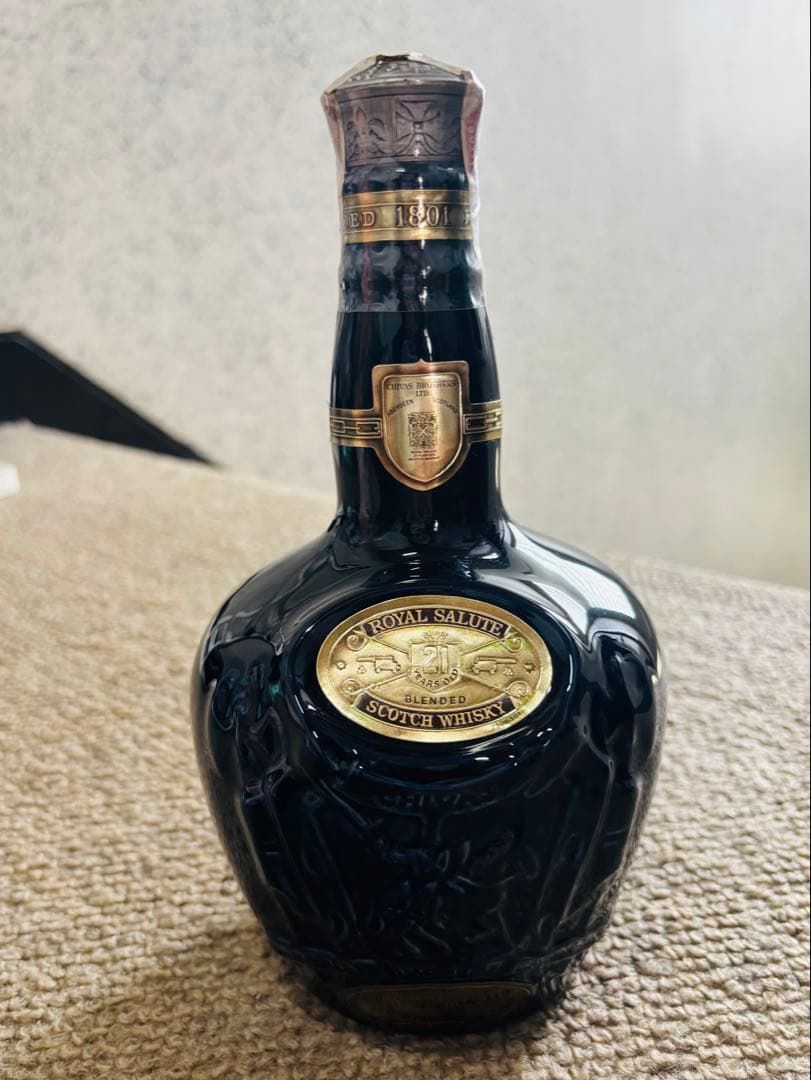 【ロイヤルサルート】Chivas  Salute 21 Years
