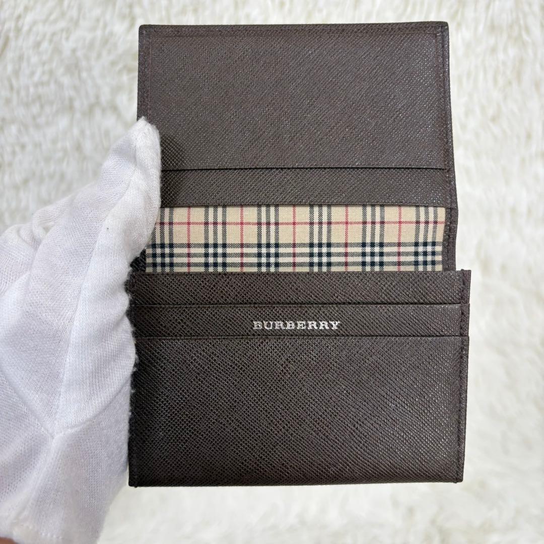 未使用品✨ BURBERRY 名刺入れ ブラウン ノバチェック 型押し