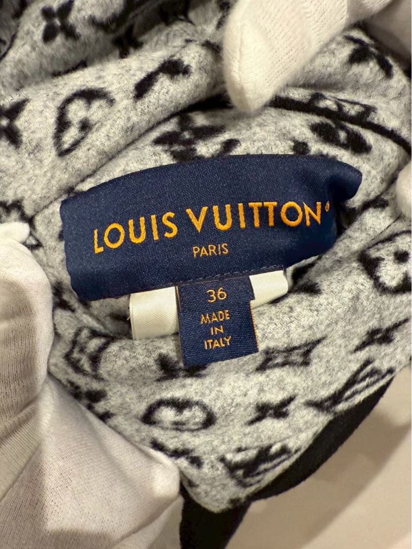 ※お値引不可【最終値下げ】2024年購入 ルイヴィトン コート 黒 36 美品