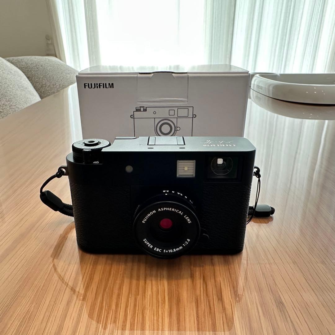 FUJIFILM X half X-HF1 ブラック（Black）