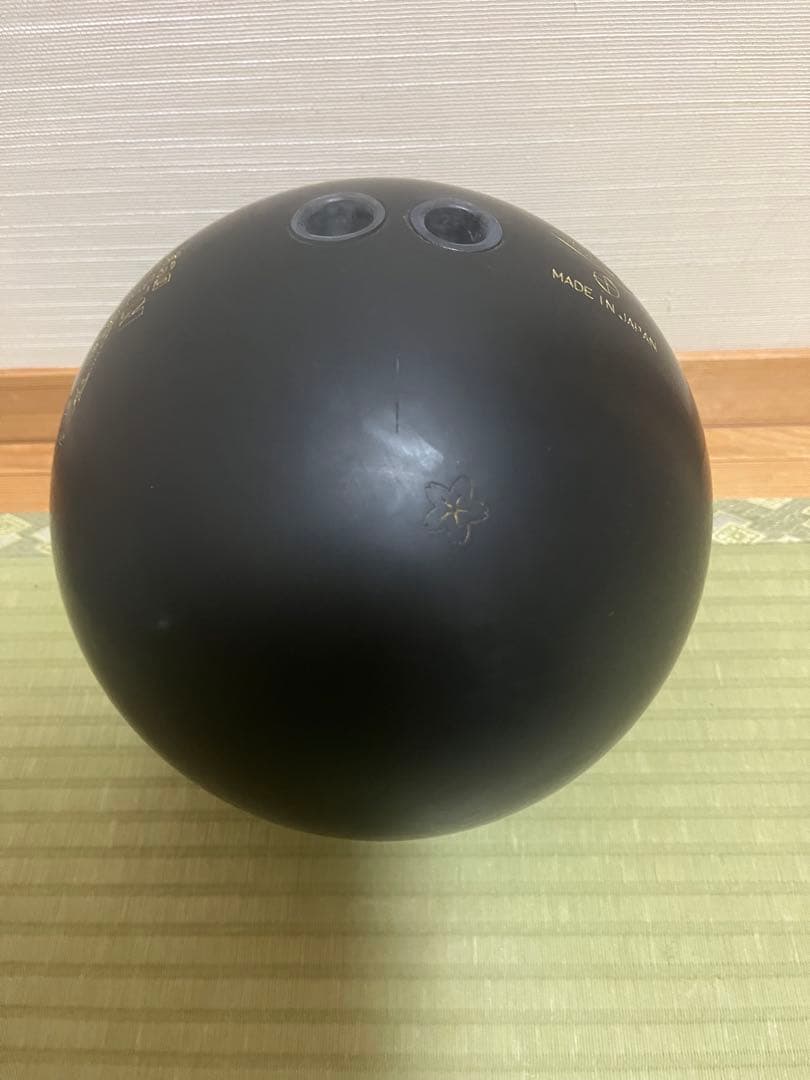 k*n様 ボウリング ABS アキュライン・ツアープレミアム U 美品