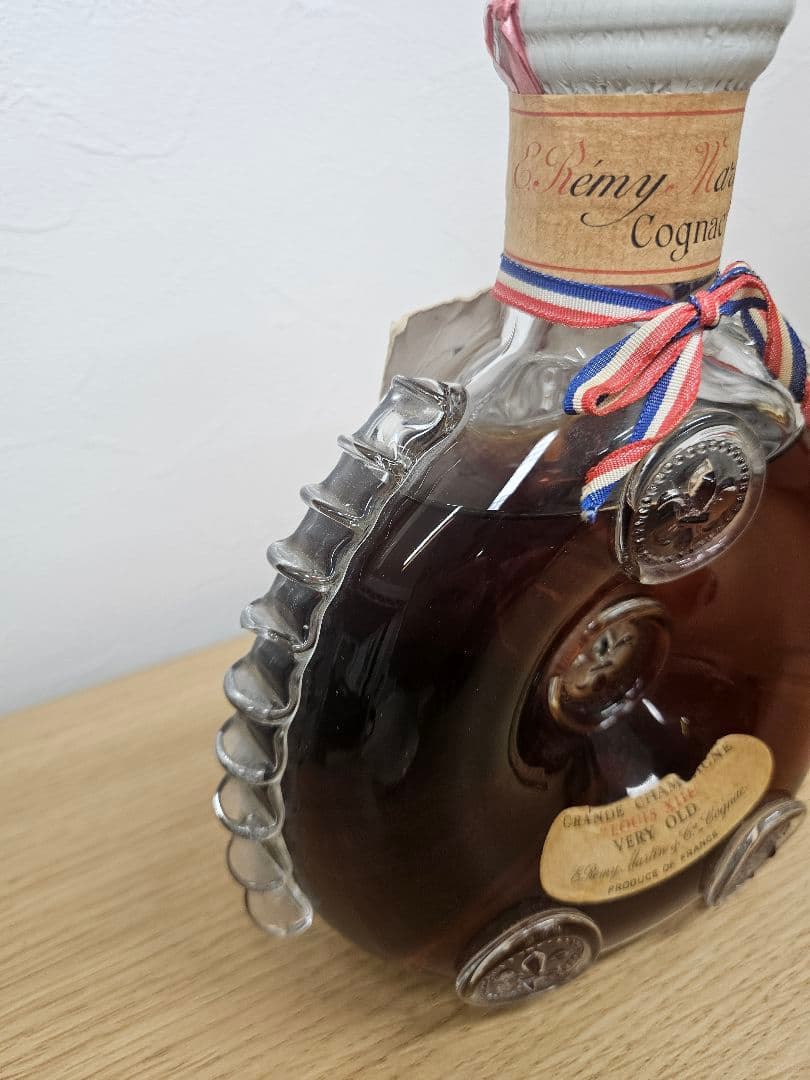 【未開封】レミーマルタンルイ13世 ベリーオールド 700ml　バカラボトル