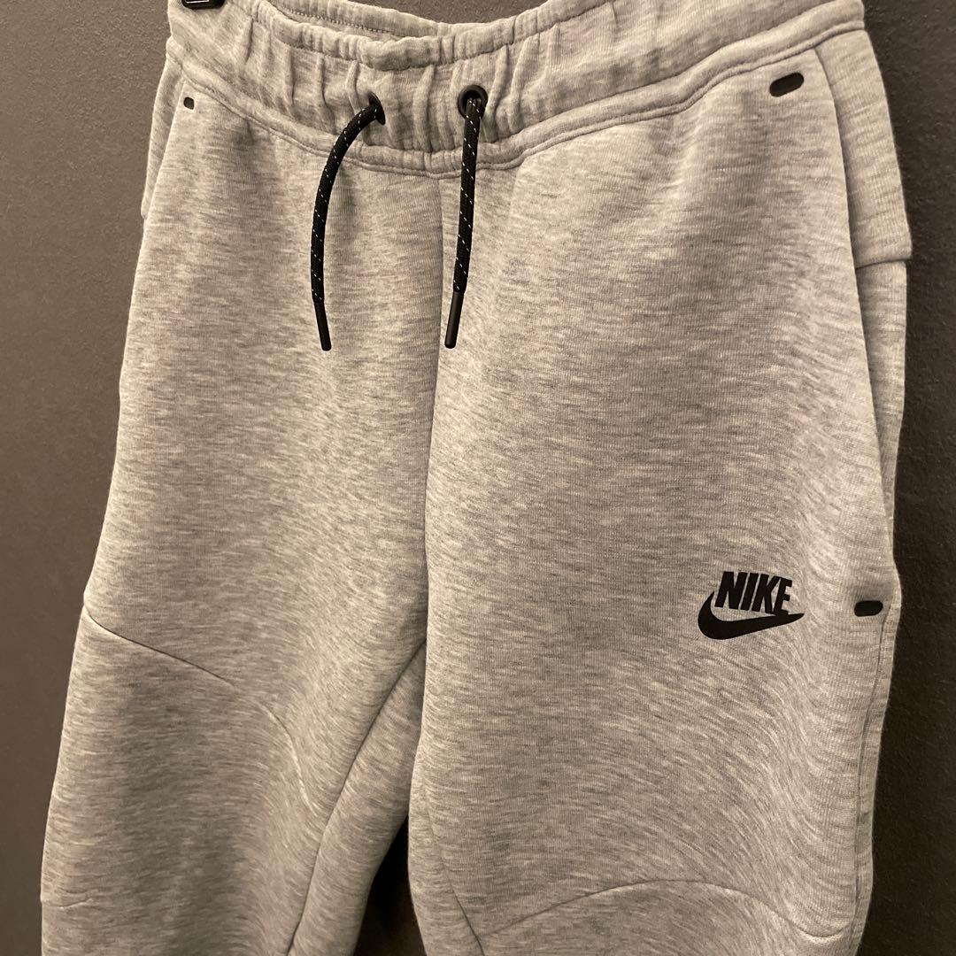 ナイキ テックフリースパンツ グレー キッズM オンライン完売品