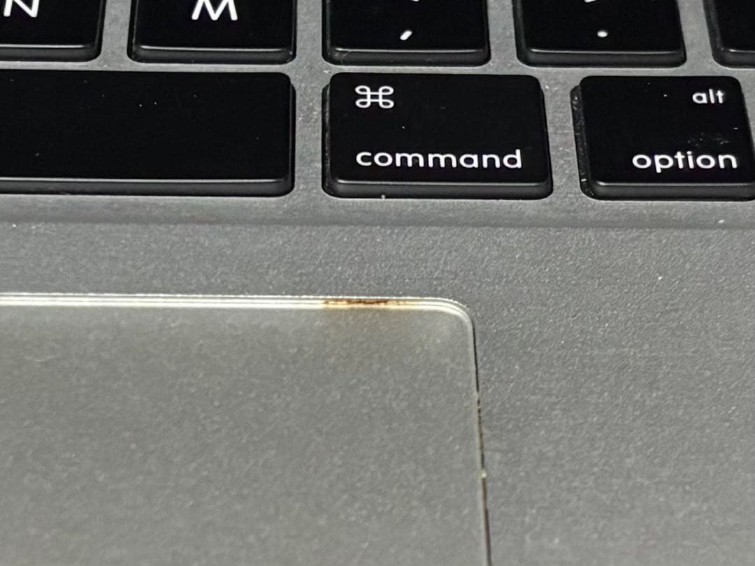 バッテリー新品同様　MacBook Air 13インチ　A1466 SSD