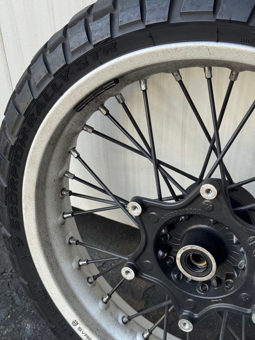 Svartpilen401 スヴァルトピレン　前後ホイールセット 引き取り限定