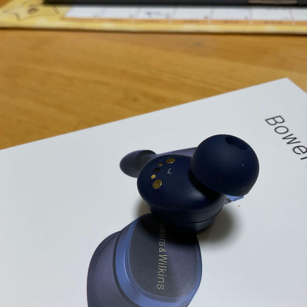 Bowers&WilknsPi8バウワースアンドウィルキンス　ワイヤレスイヤホン