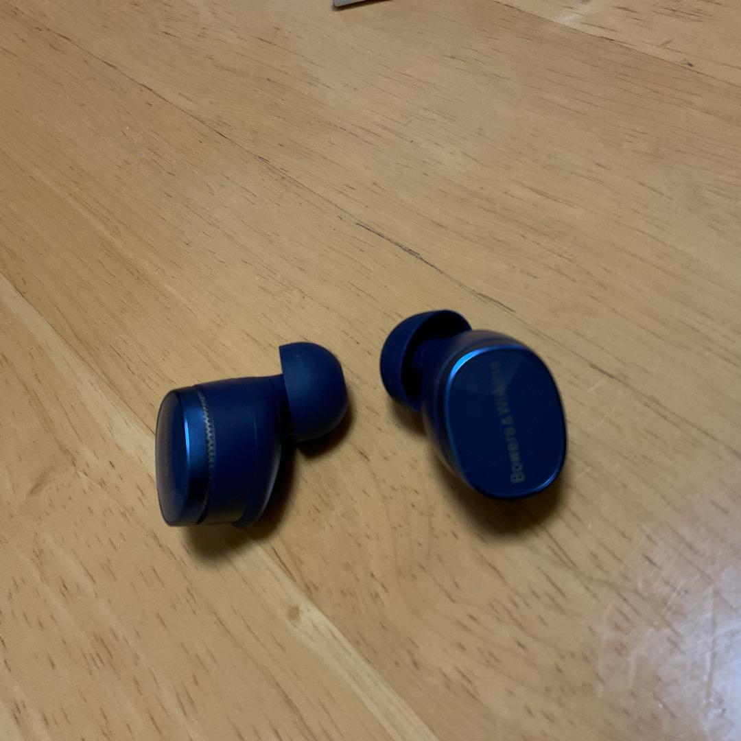 Bowers&WilknsPi8バウワースアンドウィルキンス　ワイヤレスイヤホン