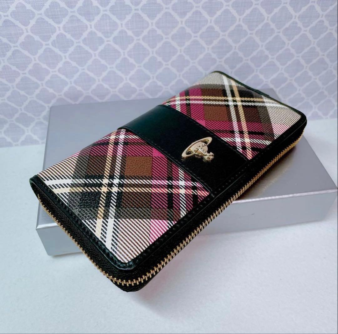 【大人気✨️1点のみ】ヴィヴィアン・ウエストウッド 黒チェック 長財布