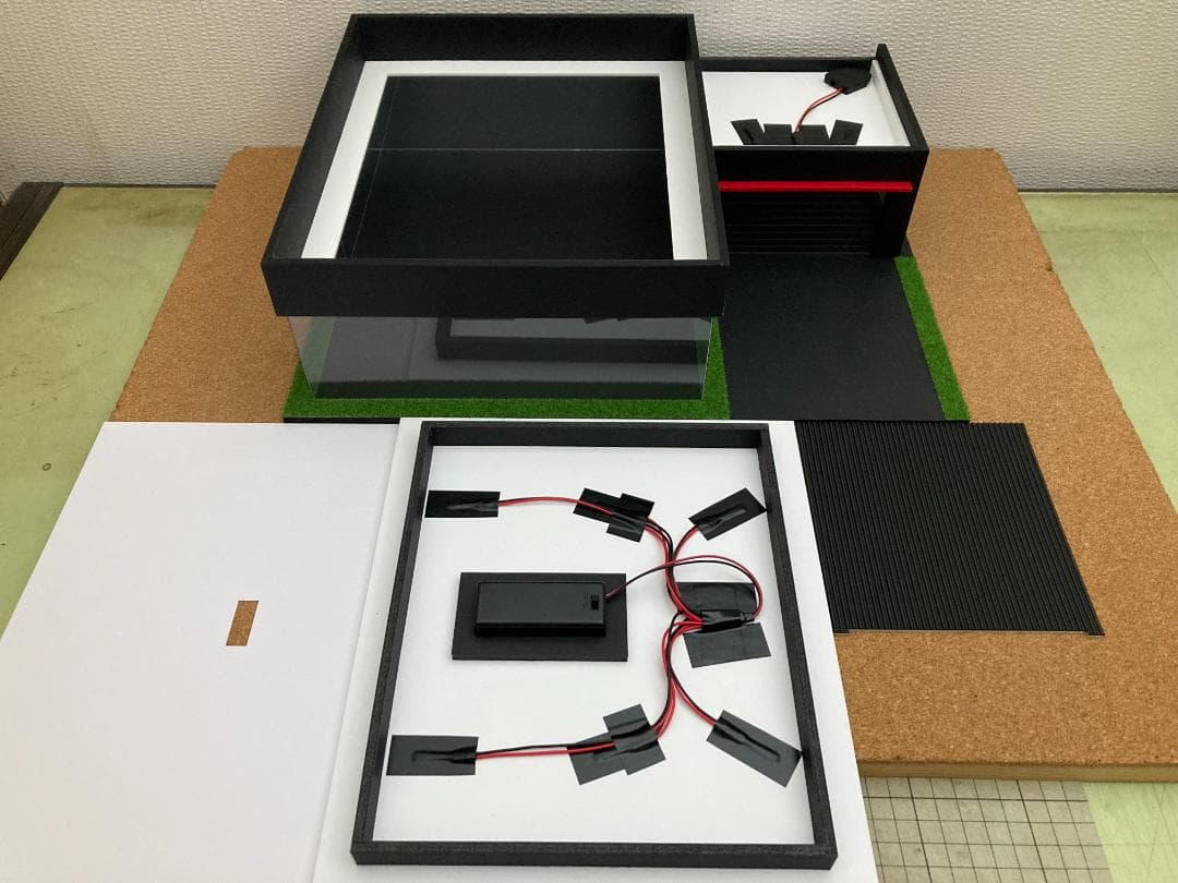 ミニカー用ジオラマ：1/43 ショールーム＆ガレージⅠ／希少モデル！