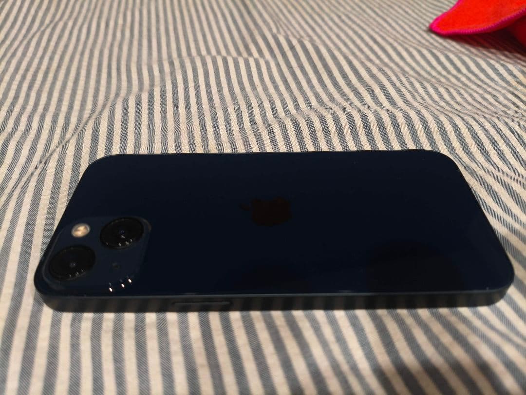 iPhone13 本体　ミッドナイト