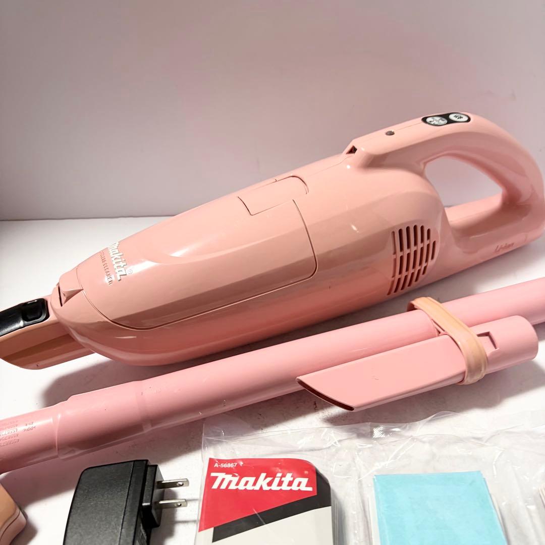 マキタ 充電式クリーナ CL115FD 未使用紙パック30個付き コードレス