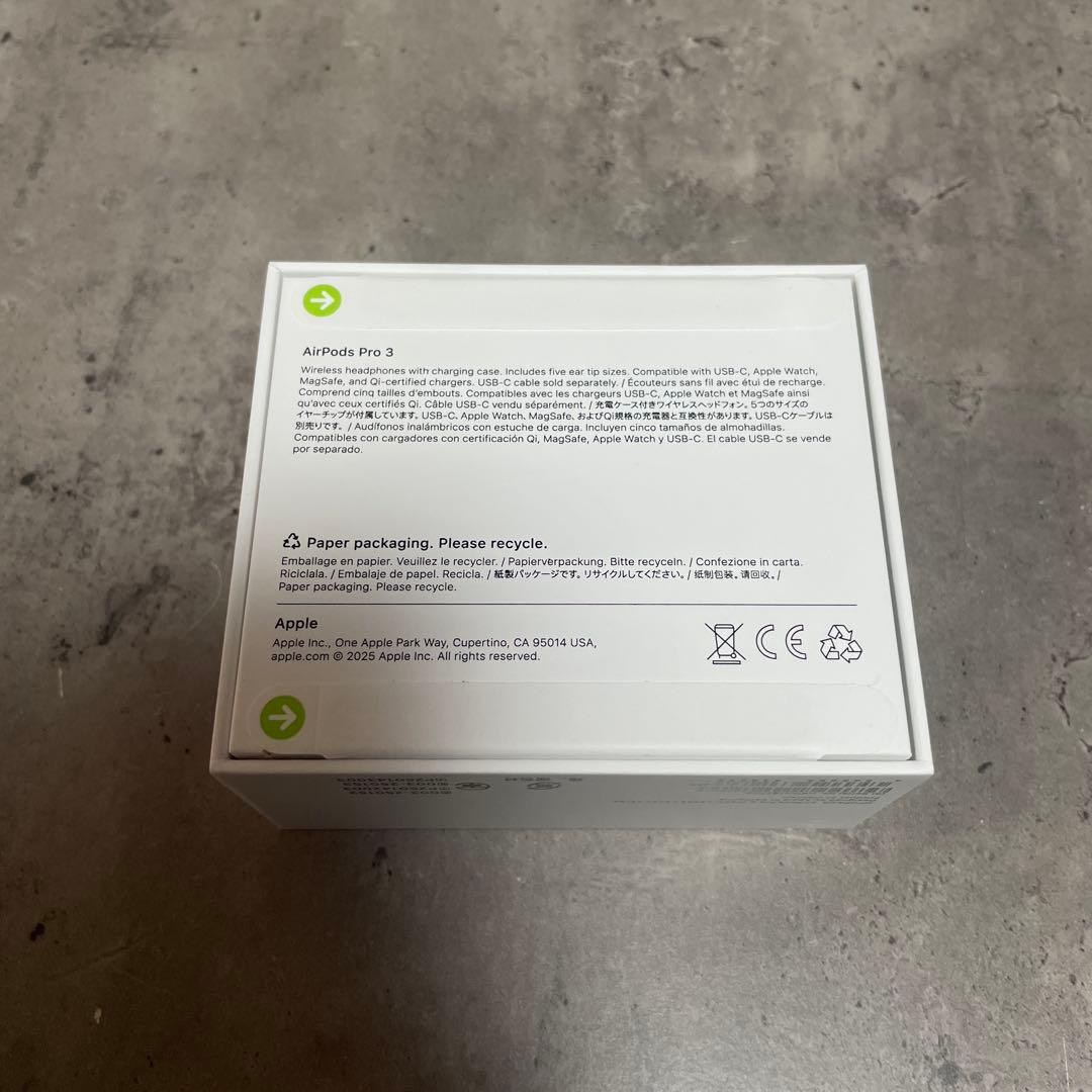 【新品】Apple AirPods Pro 3 (第3世代) 本体