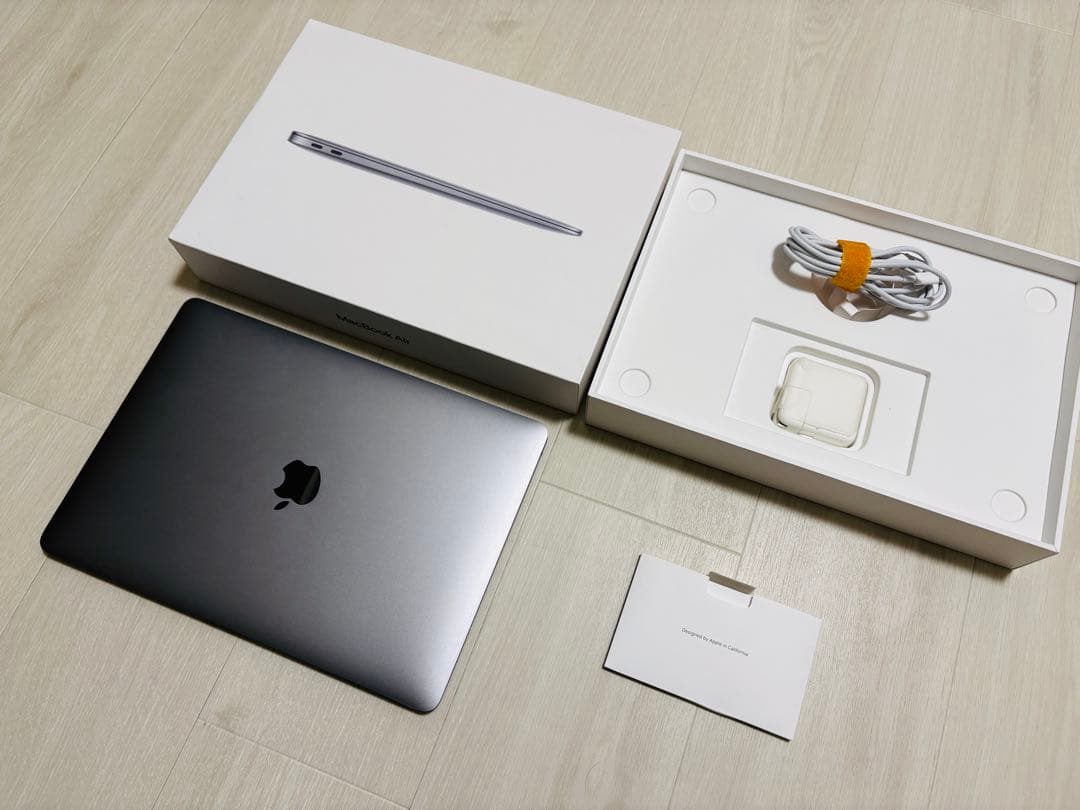 Apple MacBook Air M1 13.3インチ スペースグレイ