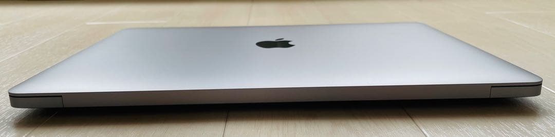 Apple MacBook Air M1 13.3インチ スペースグレイ