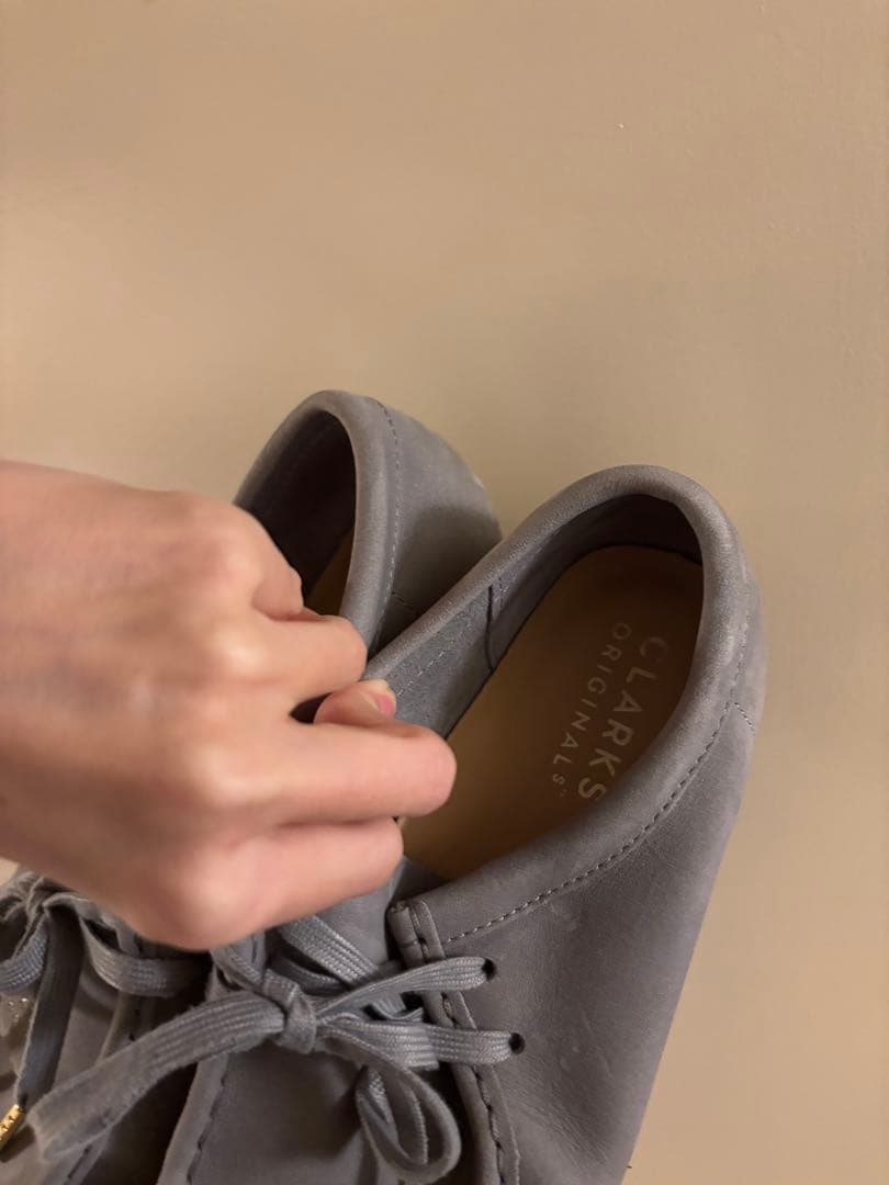 CLARKS ORIGINALS グレー スエード モカシン