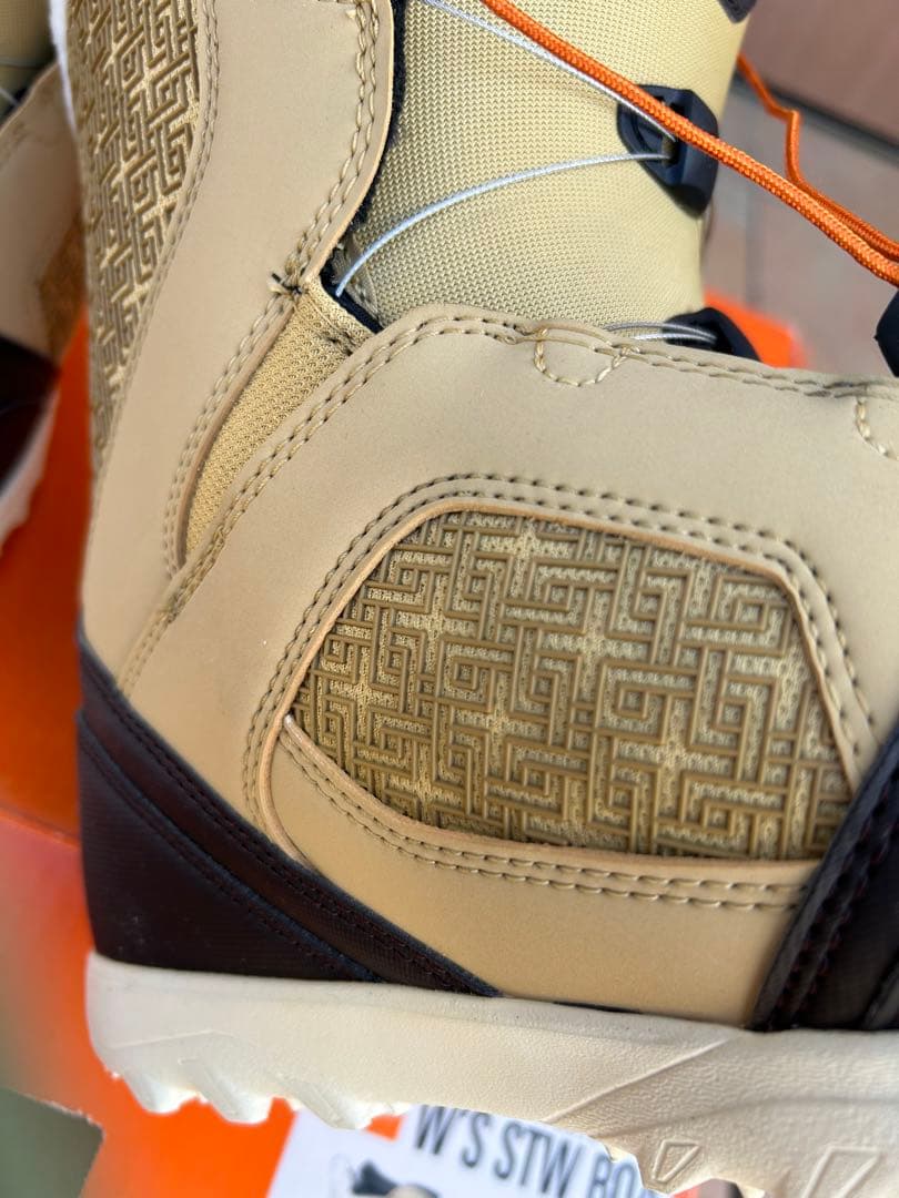 スノーボード　レディースブーツ