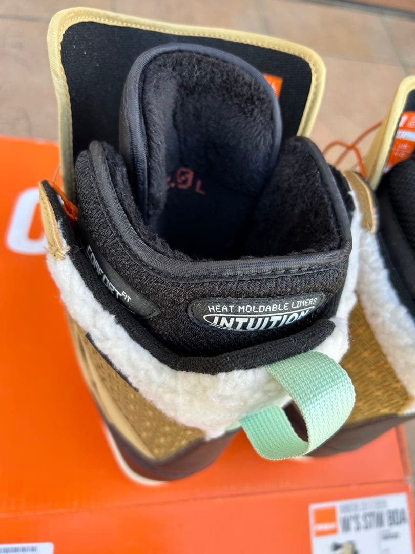 スノーボード　レディースブーツ