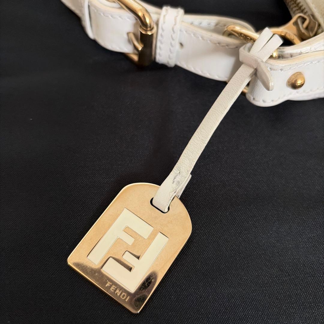 FENDI半ショルダーバッグ