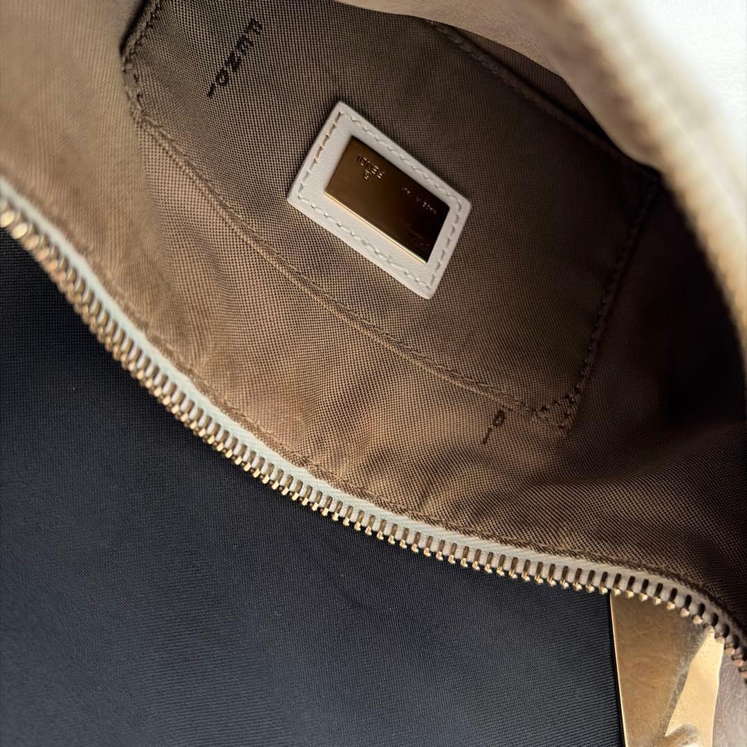 FENDI半ショルダーバッグ