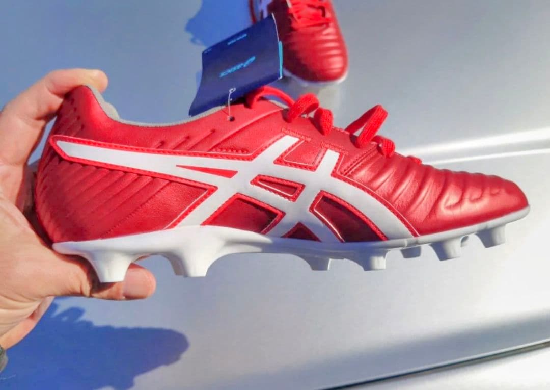 未使用品　アシックス サッカー スパイク　DS　LIGHT3　 レッド 27.5