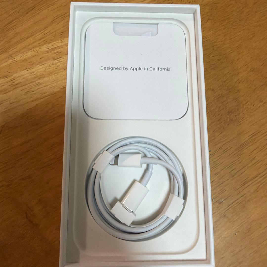 Apple iPhone 14 Pro 本体