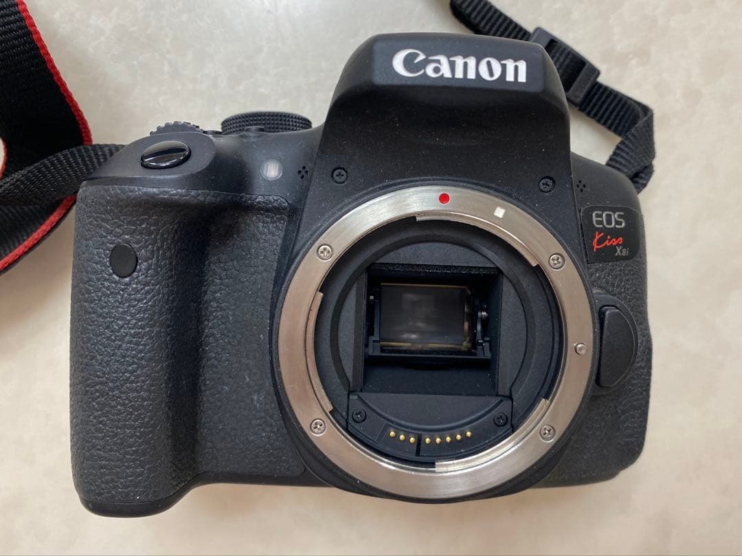Canon EOS Kiss X8i レンズ2本セット