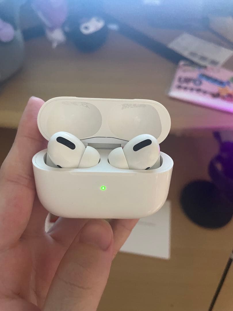AirPods Pro 本体 ホワイト