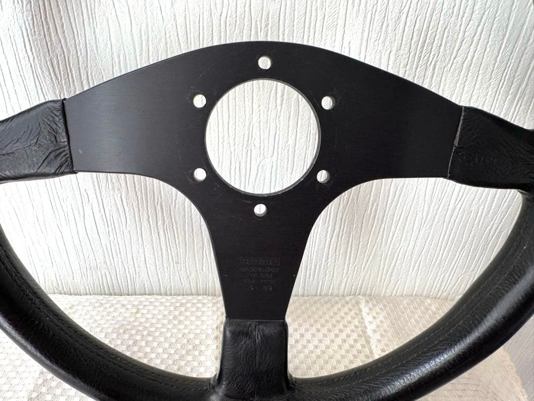 IMPUL ステアリング　913 Special 【MOMO】　正規品