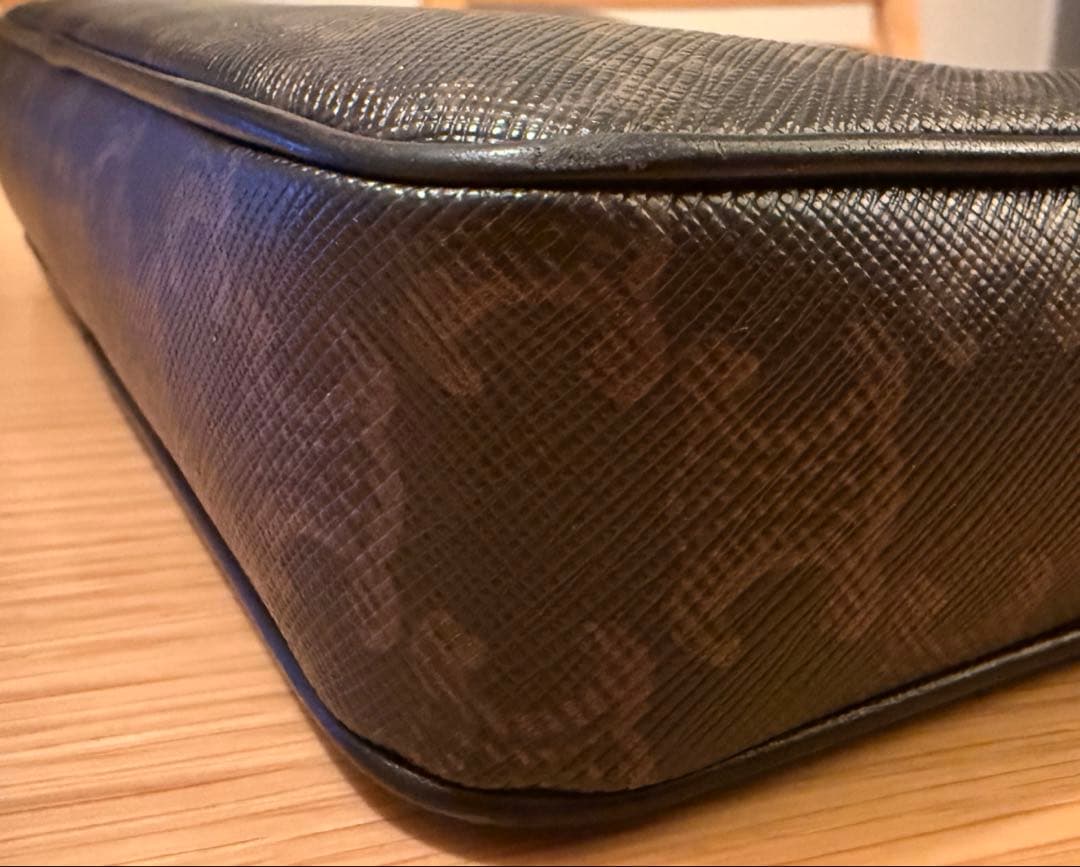 伊勢丹レシート有　CELINE ロゴ入り ショルダーバッグ