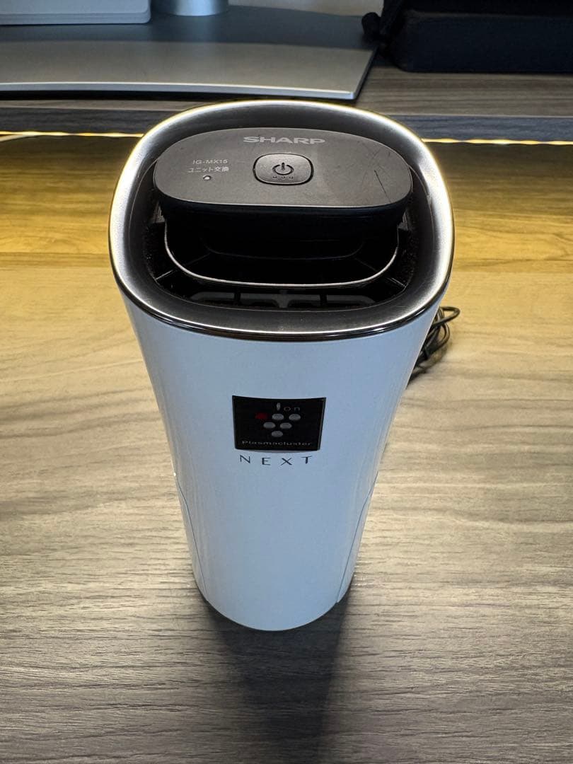 プラズマクラスターイオン発生機　車載用　 IG-MX15-W（ホワイト）