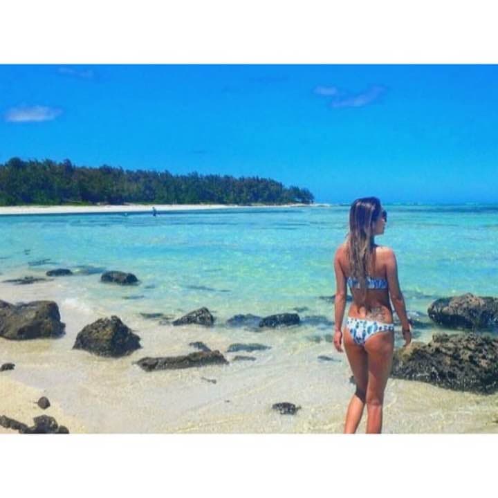 レア アリシアスタン Alexiastam ビキニ 水着