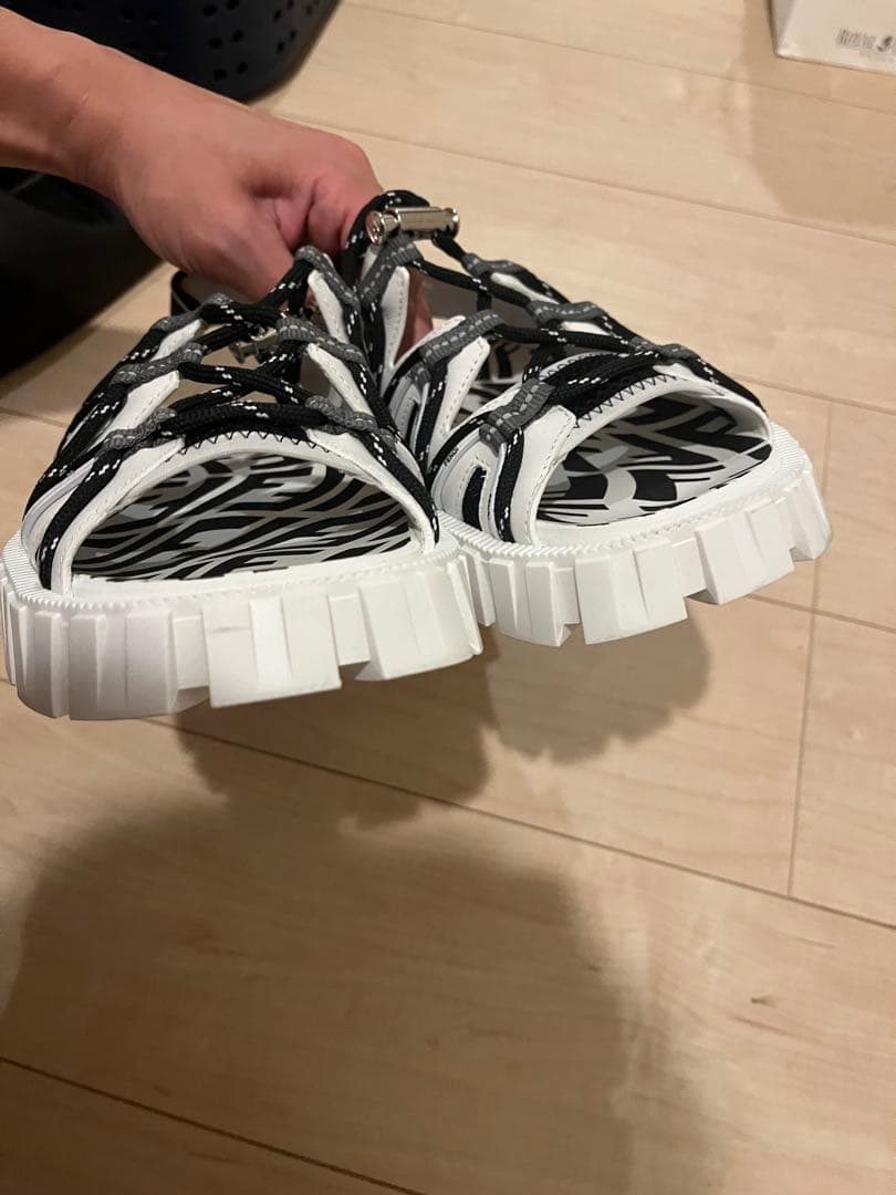 FENDI フェンディ　チャンキーソール サンダル