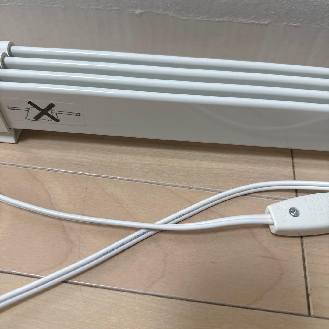 森永ウインドーラジエーター(窓下専用ヒーター)W/R1219白