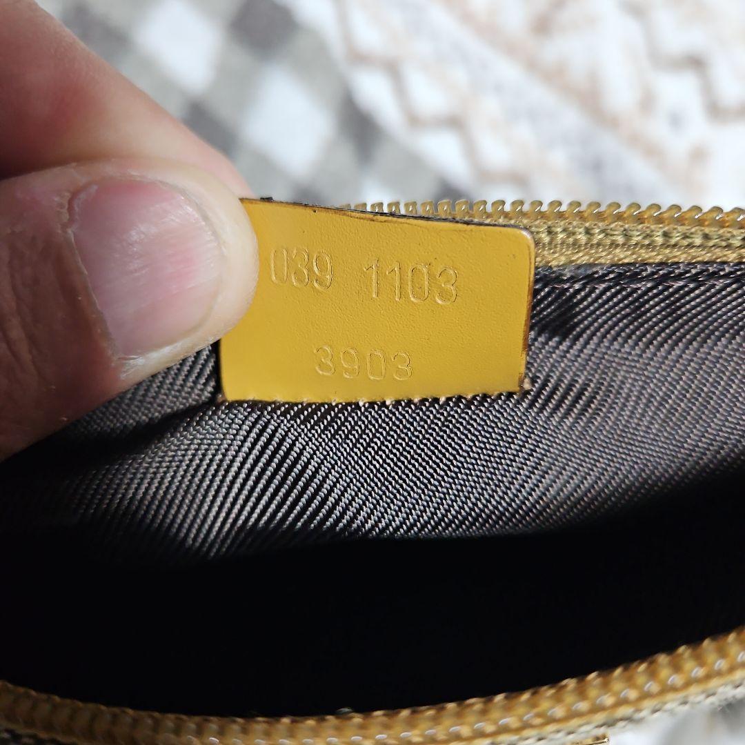 P*e様 GUCCI ベージュ GGパターン ハンドバッグ