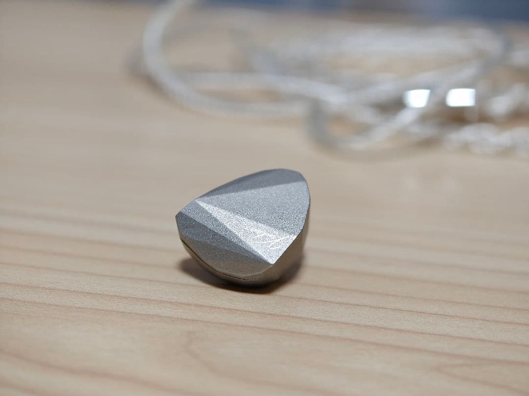 イヤホン Moondrop Kadenz