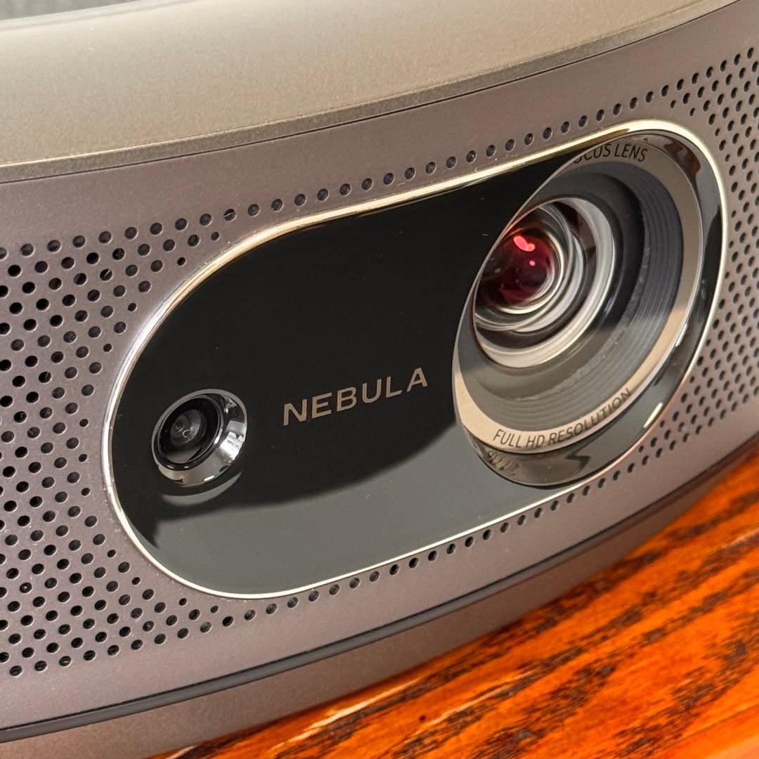 Anker アンカー Nebula Cosmos プロジェクター