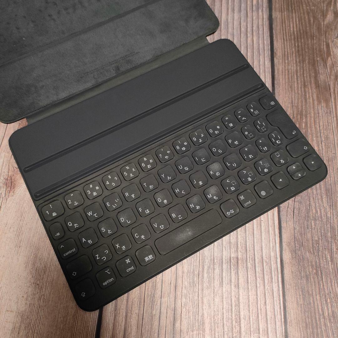 入手困難 Smart Keyboard Folio MU8G2J/A 美品
