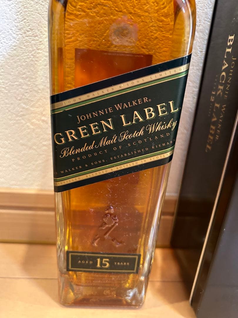 ジョニーウォーカーブラックラベル限定ブリキ缶グラスセット、グリーンラベル