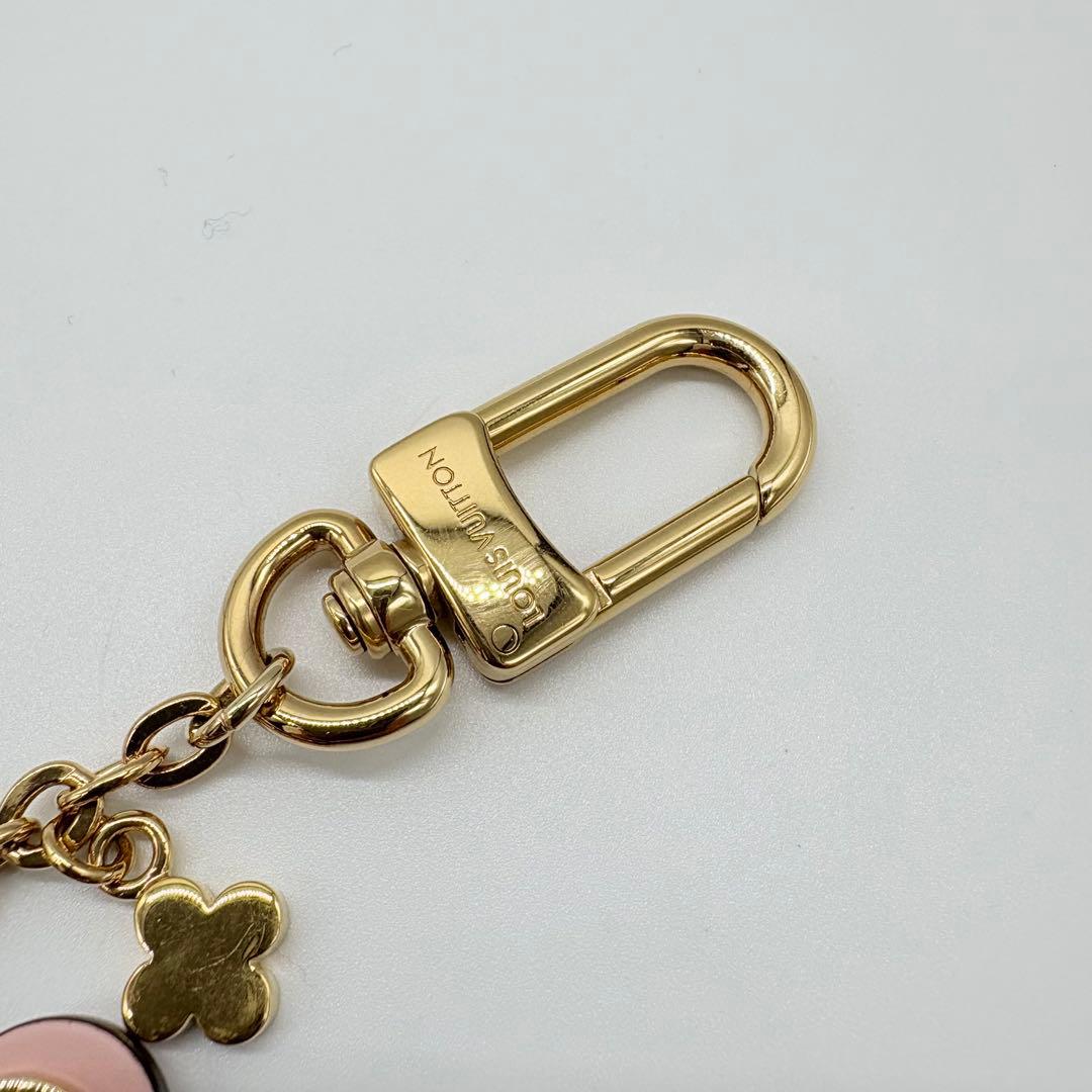 新品 ルイヴィトン チャーム M01414 チェーン・ブルーミングフラワー