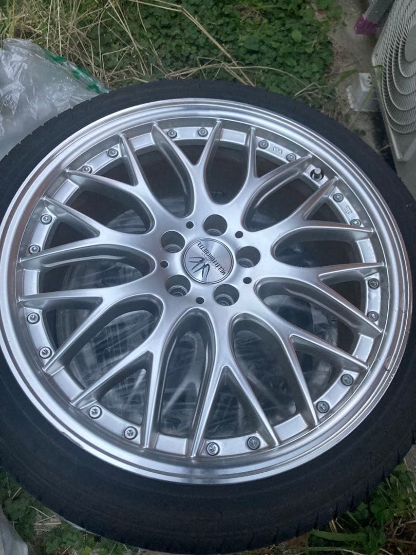 (4本セット)マルチフォルケッタ18インチ7.5 215/40R18