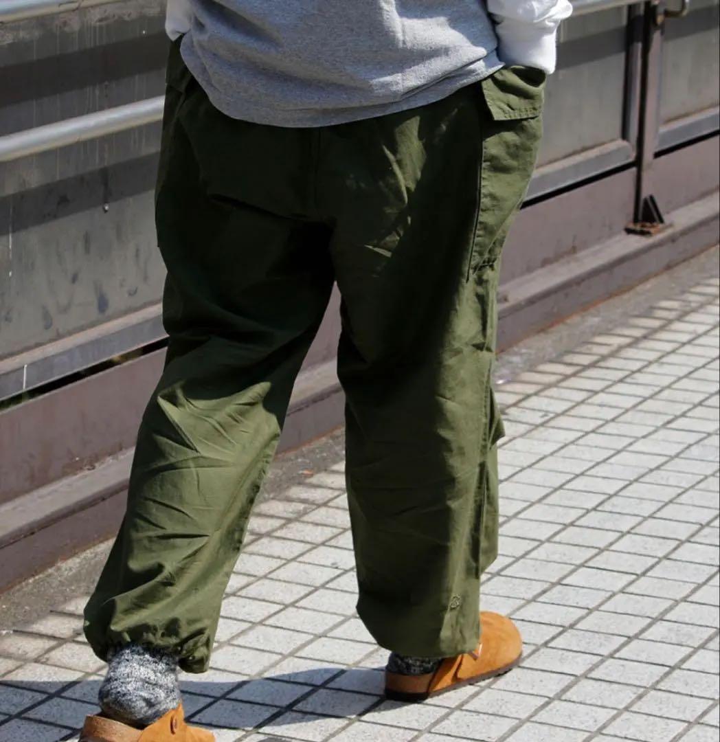 nanamica店舗限定GUNGHOカーゴパンツ