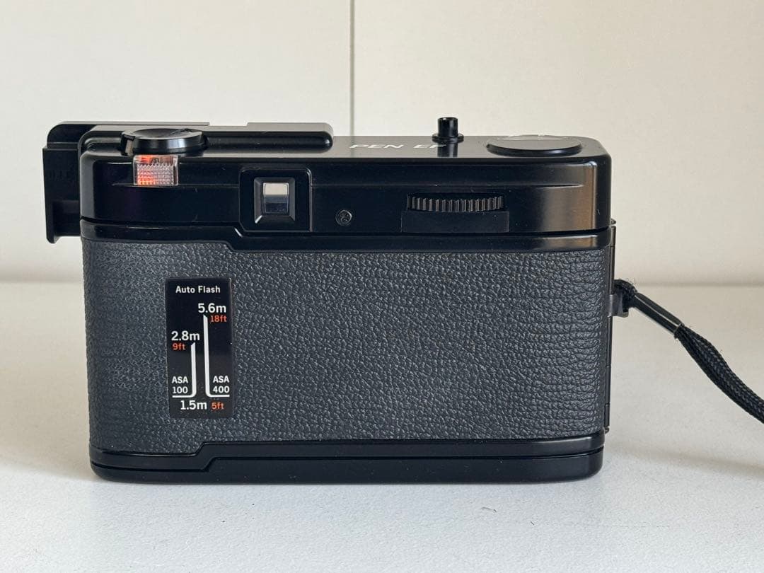 OLYMPUS EFハーフフィルムカメラ