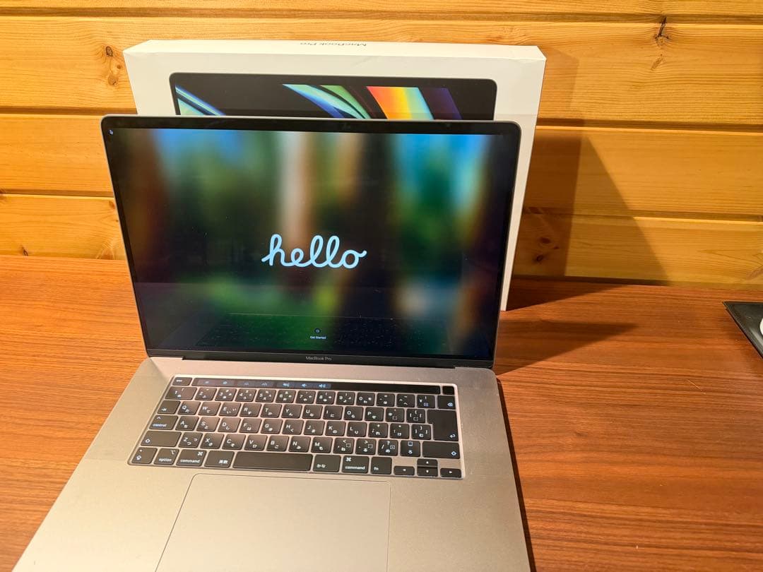 MacBook Pro 16インチ　64GB／1TB