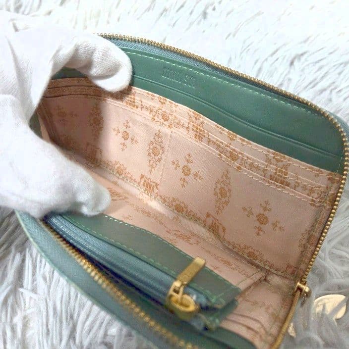 新品未使用❀ANNA SUI アナスイ ローズハート L字ファスナ－ 長財布