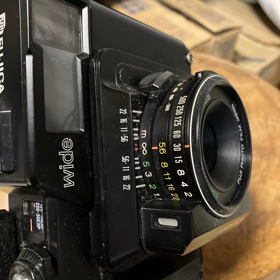 デジタルカメラ Fujifilm GS645W 45mm f5.6 (Film Tested)