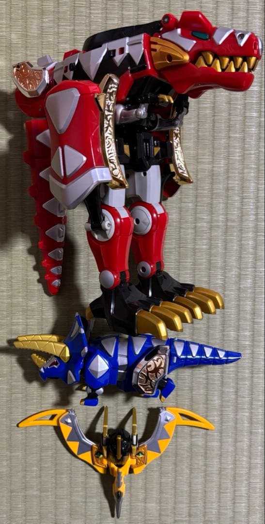 爆竜戦隊アバレンジャー　DX 爆竜合体アバレンオー 電動回転