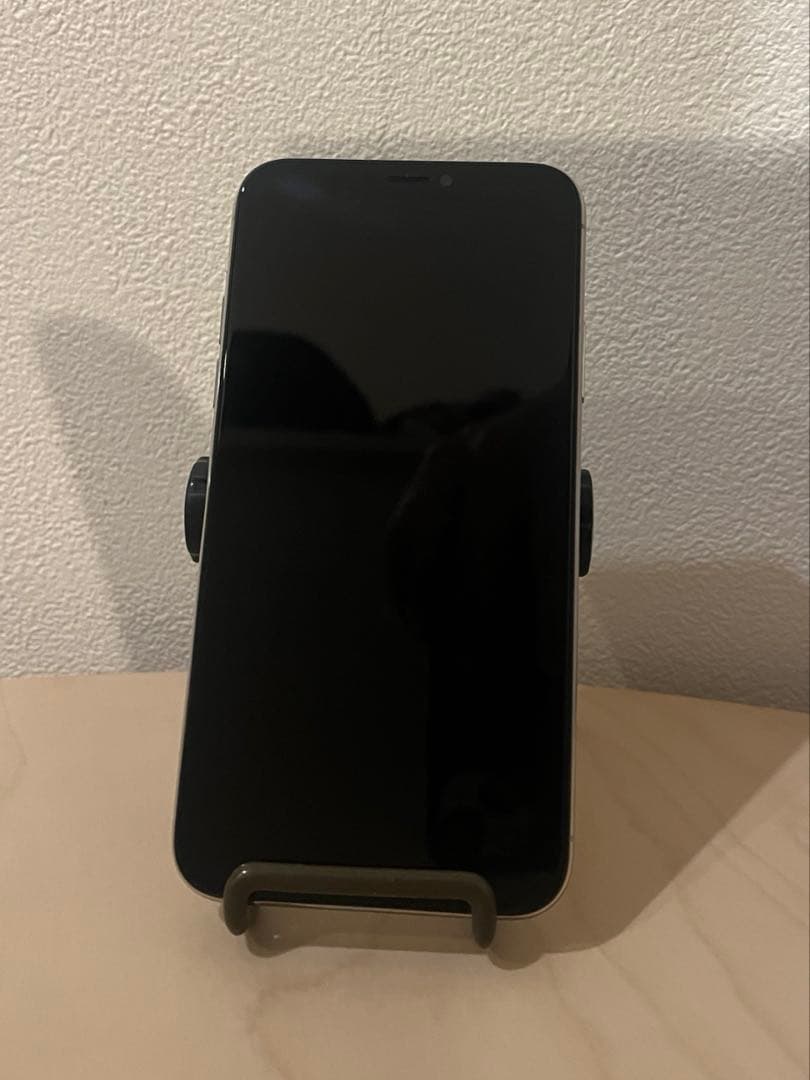 iPhone X 256gb シルバー (ホワイト)カバーと充電器付 シムフリー